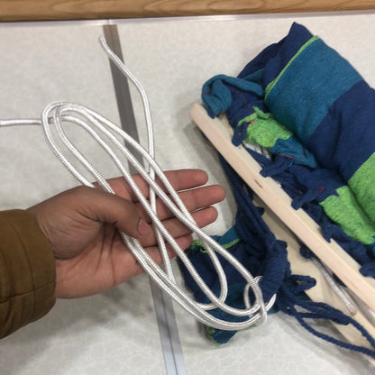 Outdoor Hammock with Wooden Spread Bars