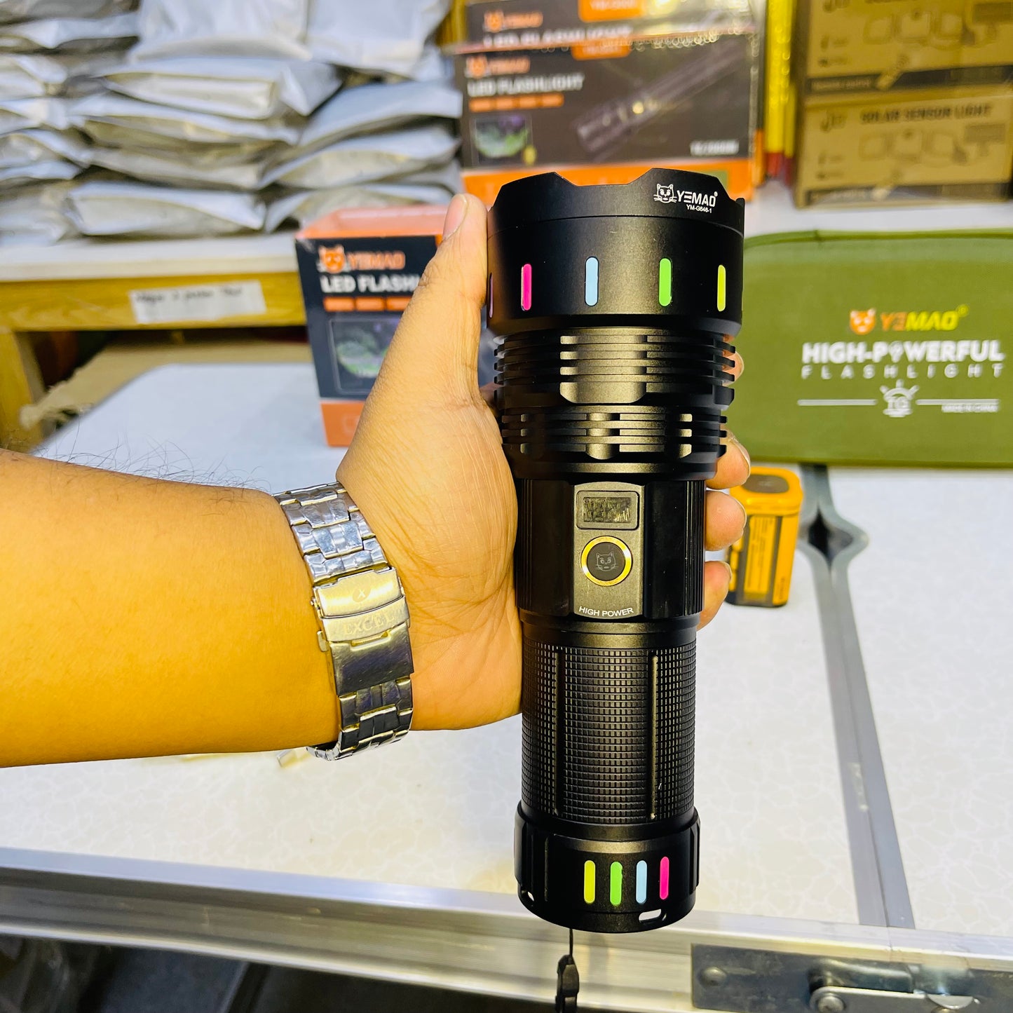 HIGH-POWER WHITE LASER LONG RANGE FLASHLIGHT YM-G646-1