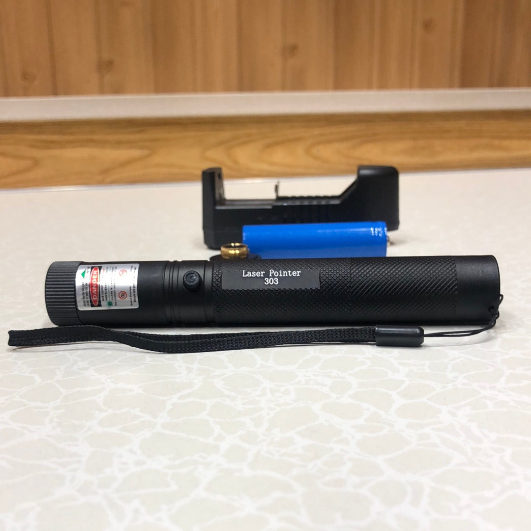 Rechargeable Powerful Green Laser Pointer – With More Then 4 KM