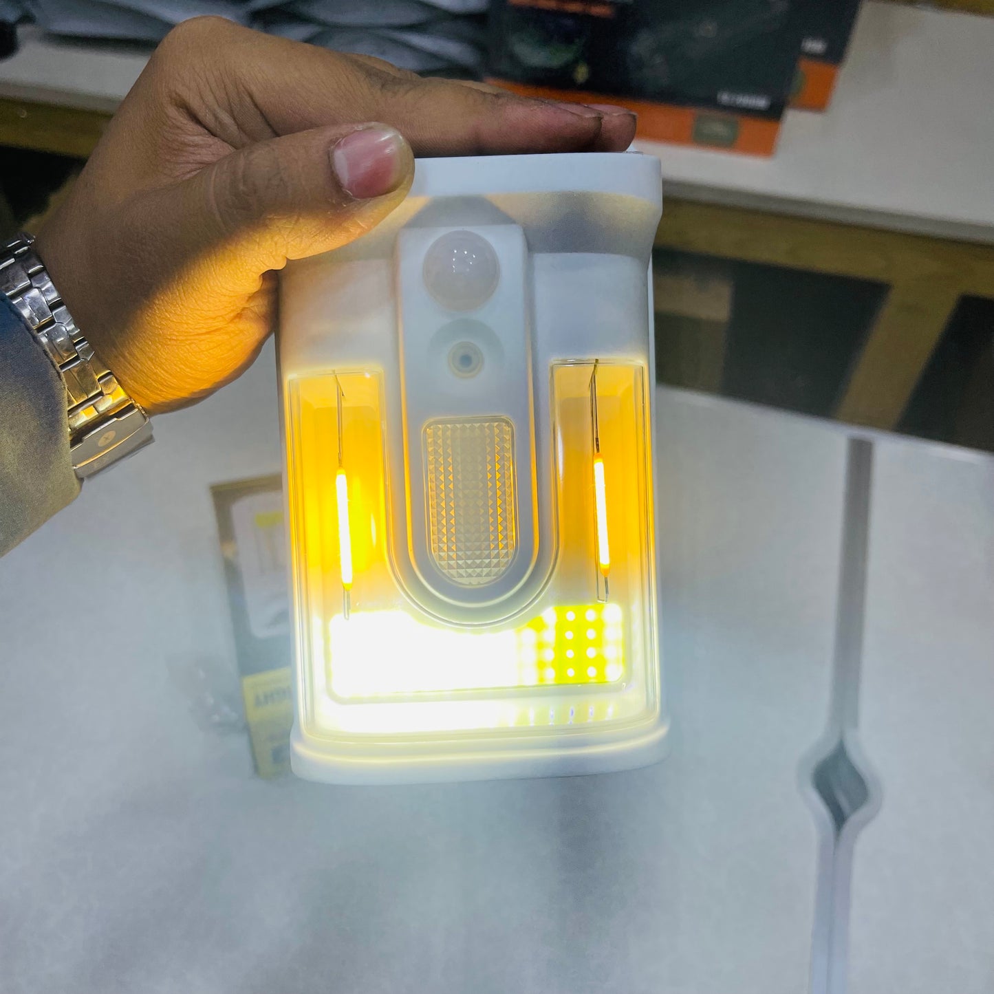 Solar-Powered Wall-Mounted Tungsten Filament Lamp CL-T50