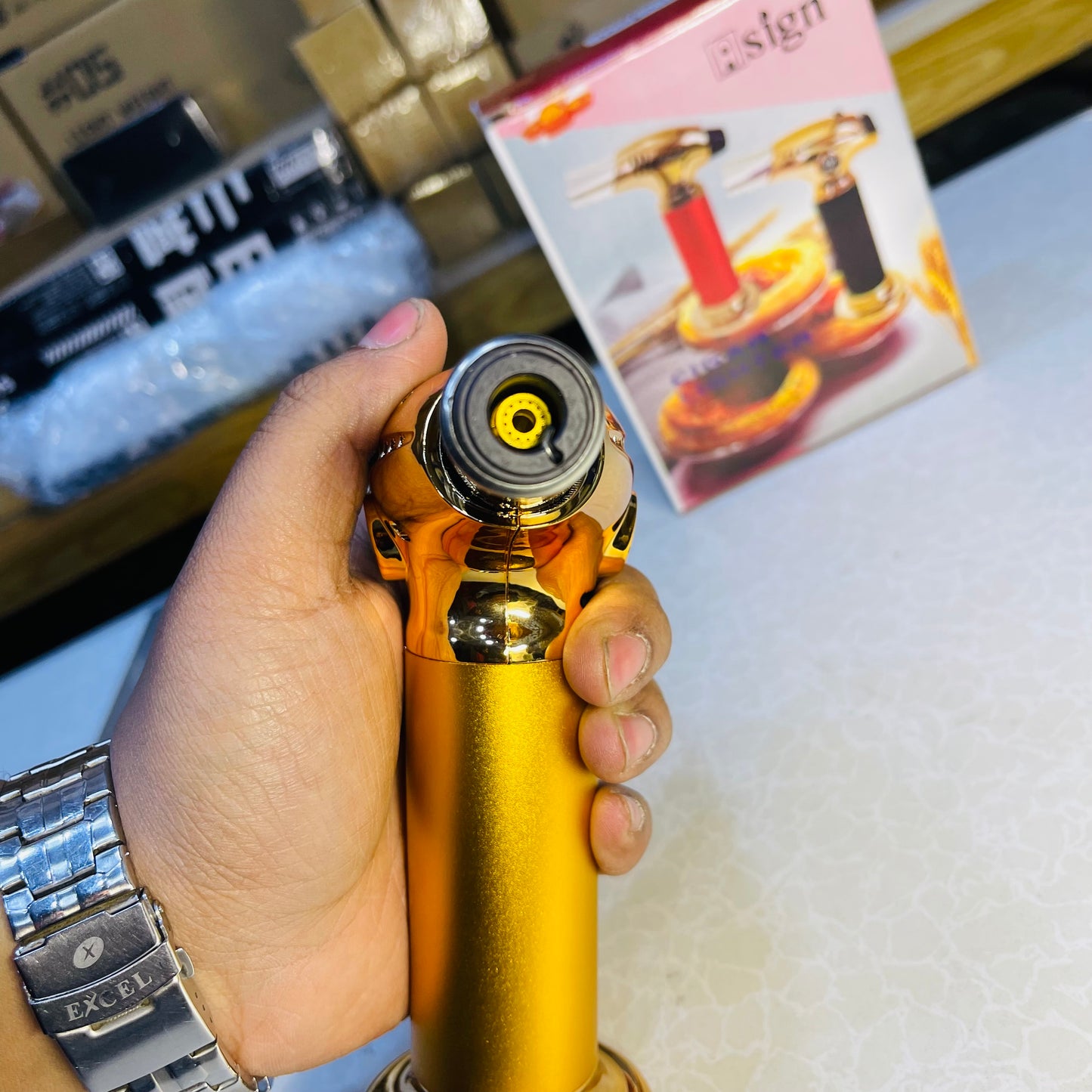 New 1300°c High Flame Premium Refillable Jet Lighter iSign 901