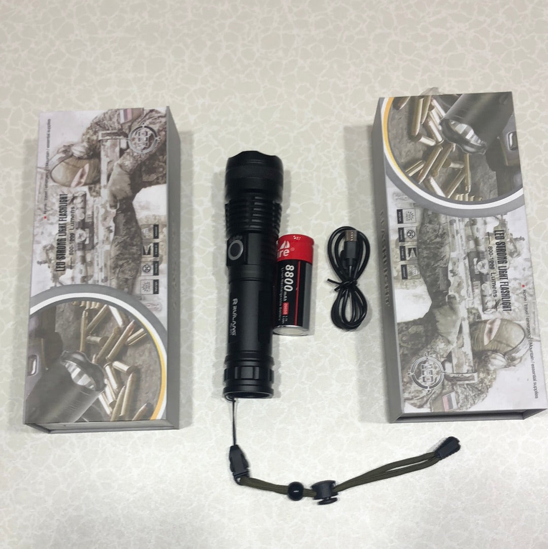 New Strong LED Light Rechargeable Flashlight