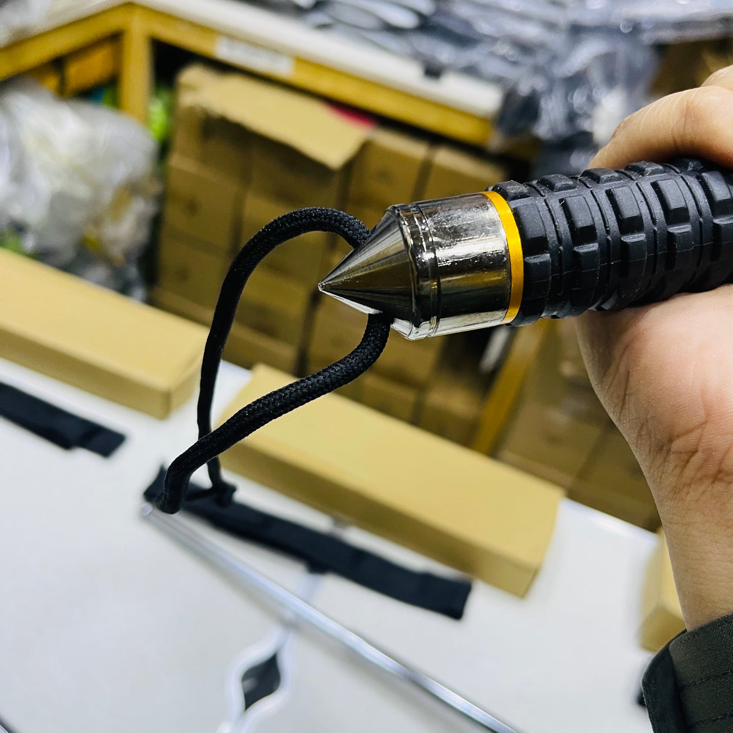 New Tactical Extendable Emergency Self-Defense Rod