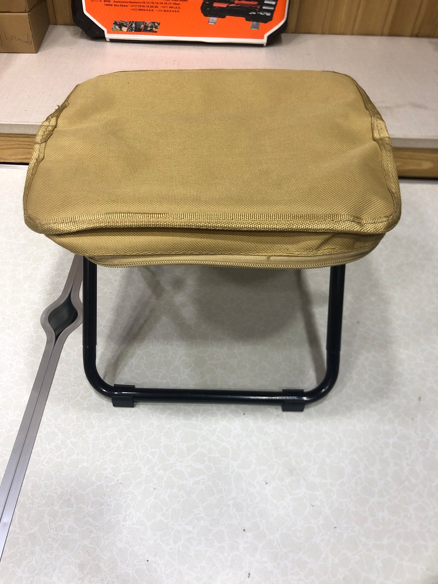 Smart Portable Folding Mini Stool