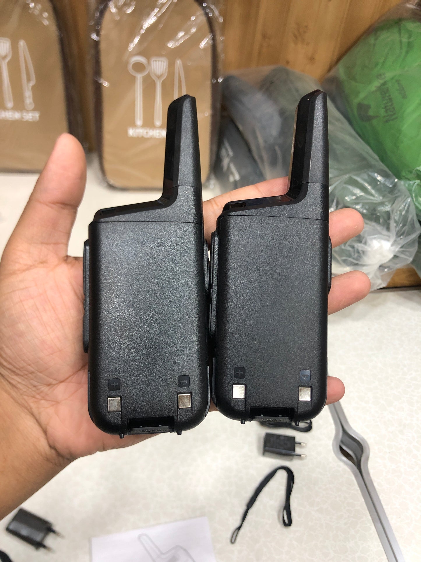 iRADIO Thin Body Radio Walkie Talkie V60