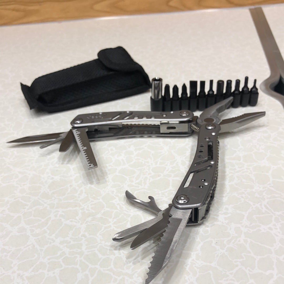 Jeep Multitool 24 in 1