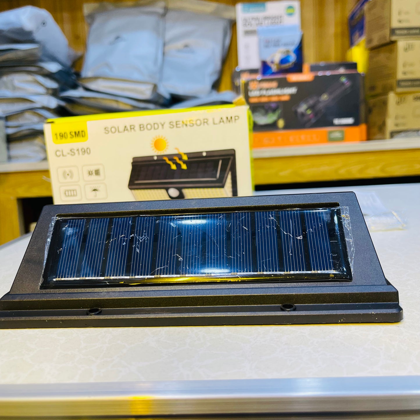 190 LED Outdoor Decoration Solar Wall Lamp With PIR Motion Sensor CL-S190