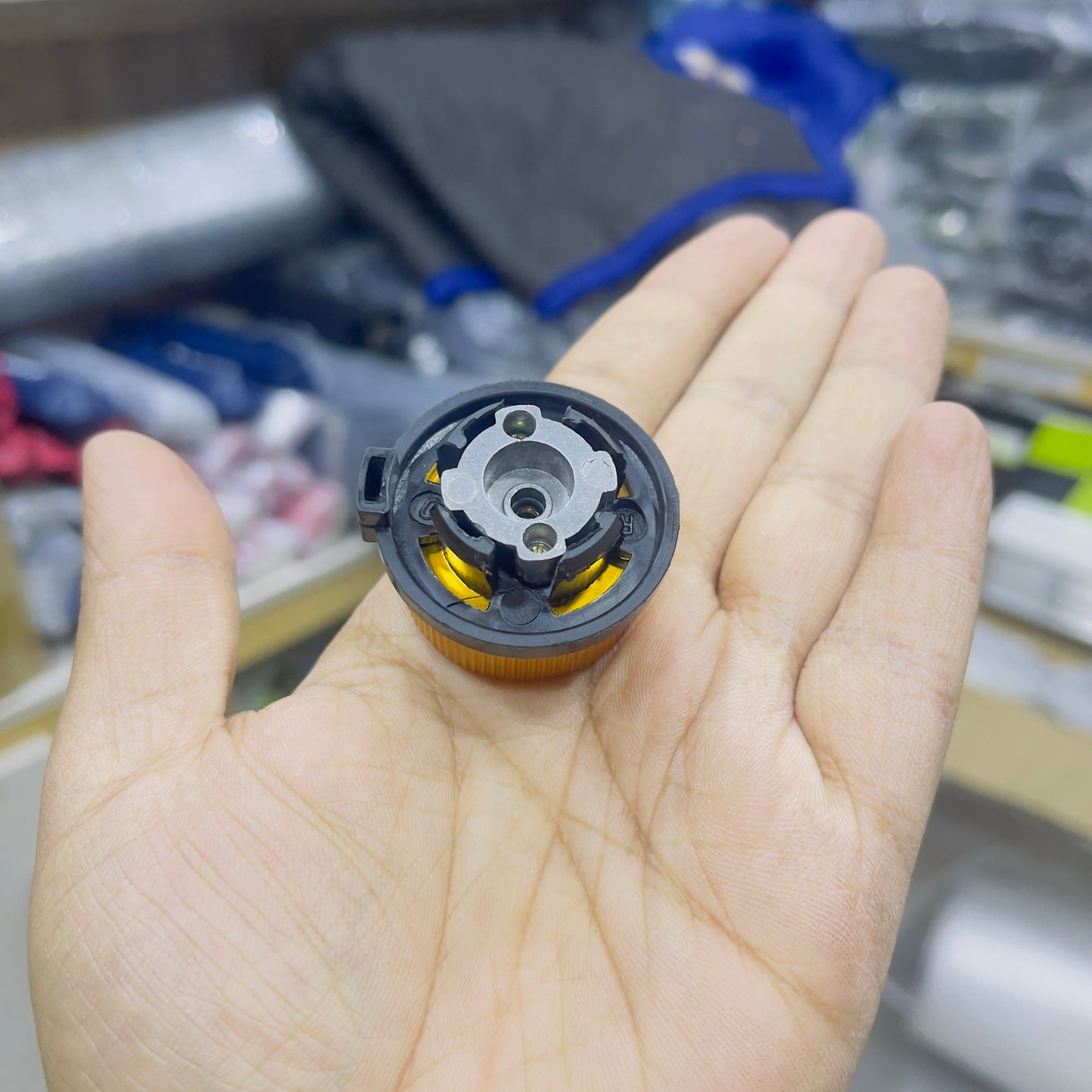 Card Type Gas Bottle Head Adapter (Nozzle Type to Screw Type)