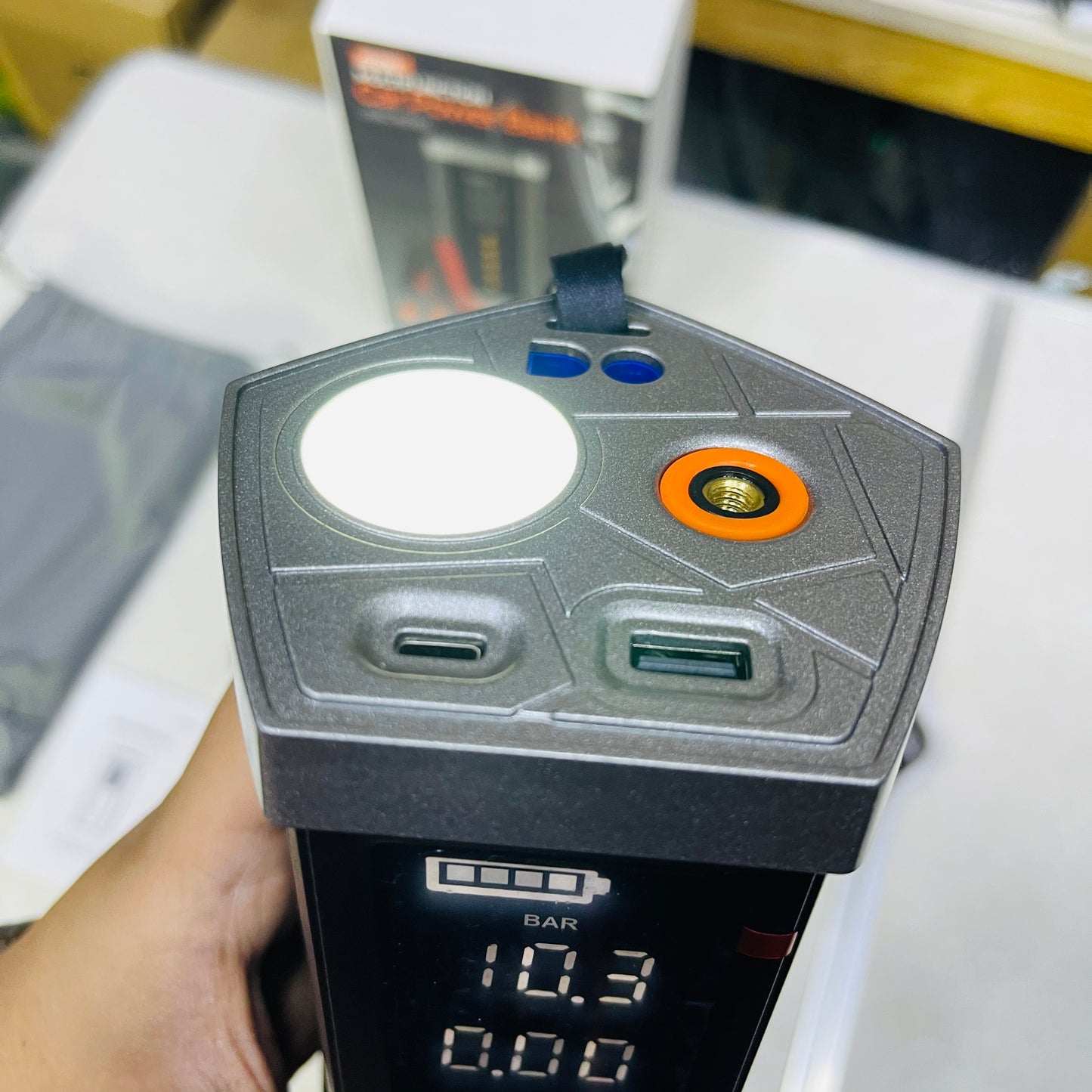 MDHL Multifunctional Car Jump-Starter + Inflator & Power Bank