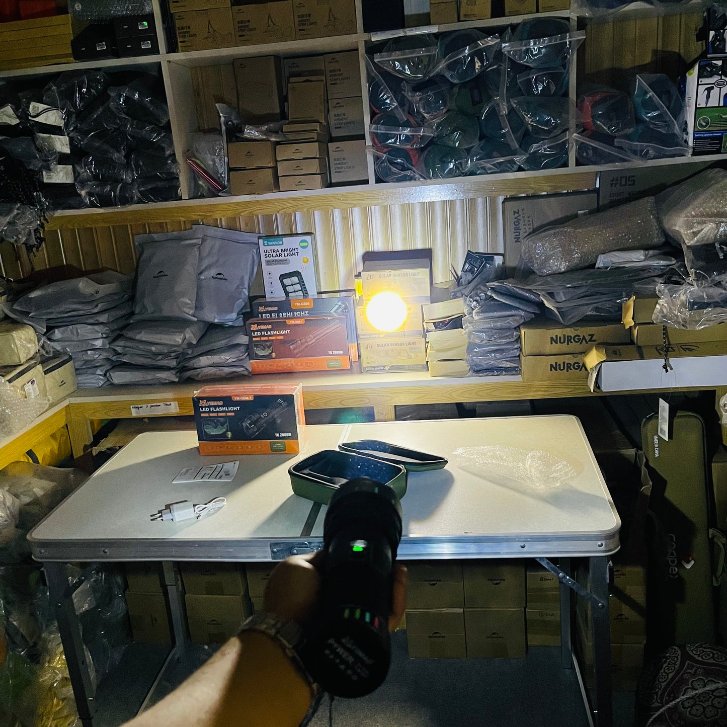 HIGH-POWER WHITE LASER LONG RANGE FLASHLIGHT YM-G646-1