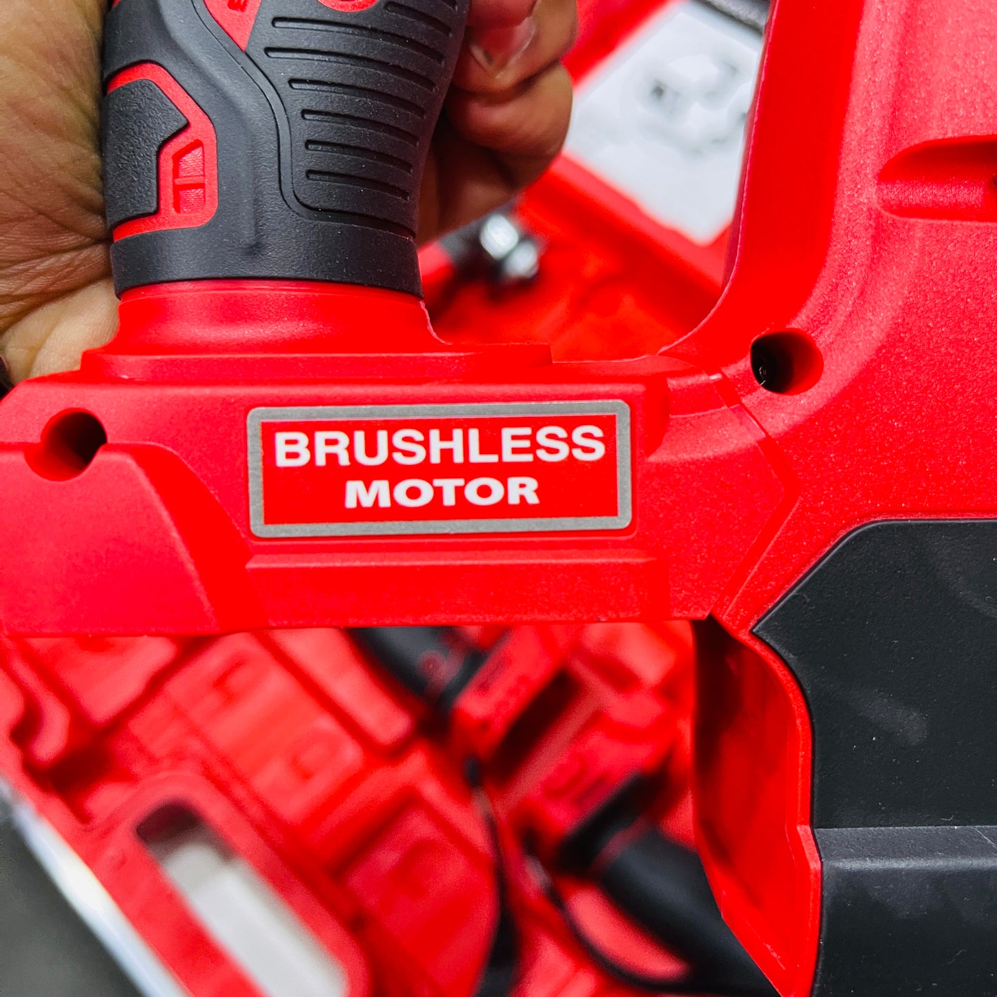 4pcs MILWAUKEE Premium Cordless & Brushless Power Tool Kit