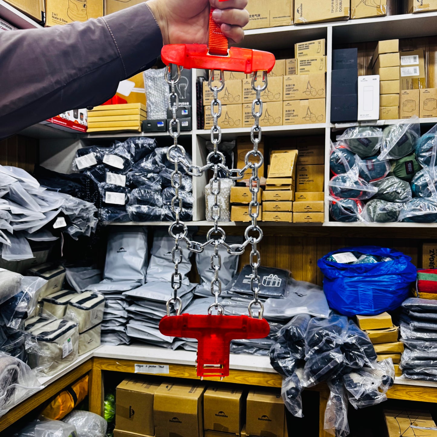 8Pcs Stainless Steel Anti-Slip/Anti-Skid Snow Chains For Car Tyres