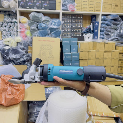 Makita 690W Electric Sheep & Goat Shearing Machine