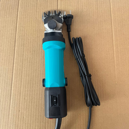 Makita 690W Electric Sheep & Goat Shearing Machine