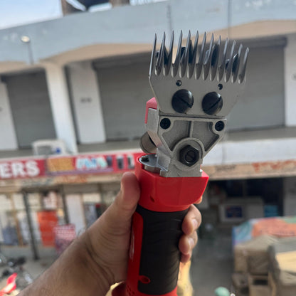 Milwaukee 21V Cordless Animal Shearing Machine For Sheep & Goats